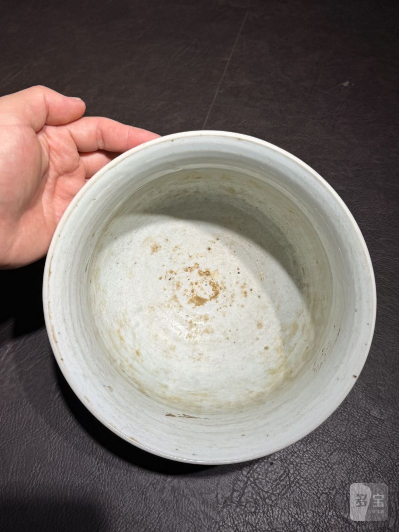 明崇祯 青花“丙吉问牛”人物图钵式炉 - 图9